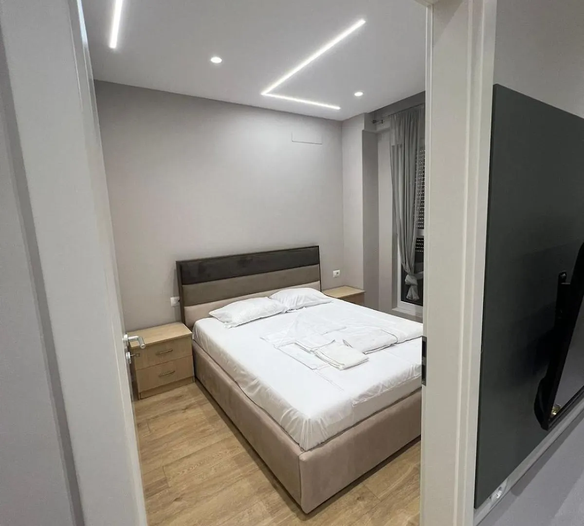 Shehu Apartment 티라나